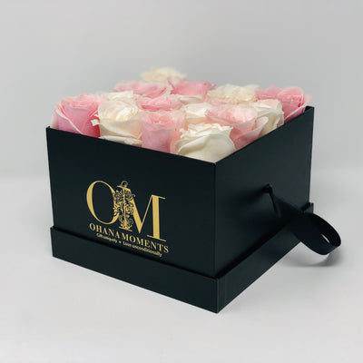The Mia Forever Rose Box - Medium - Checkered (16 roses) - Ohana Moments