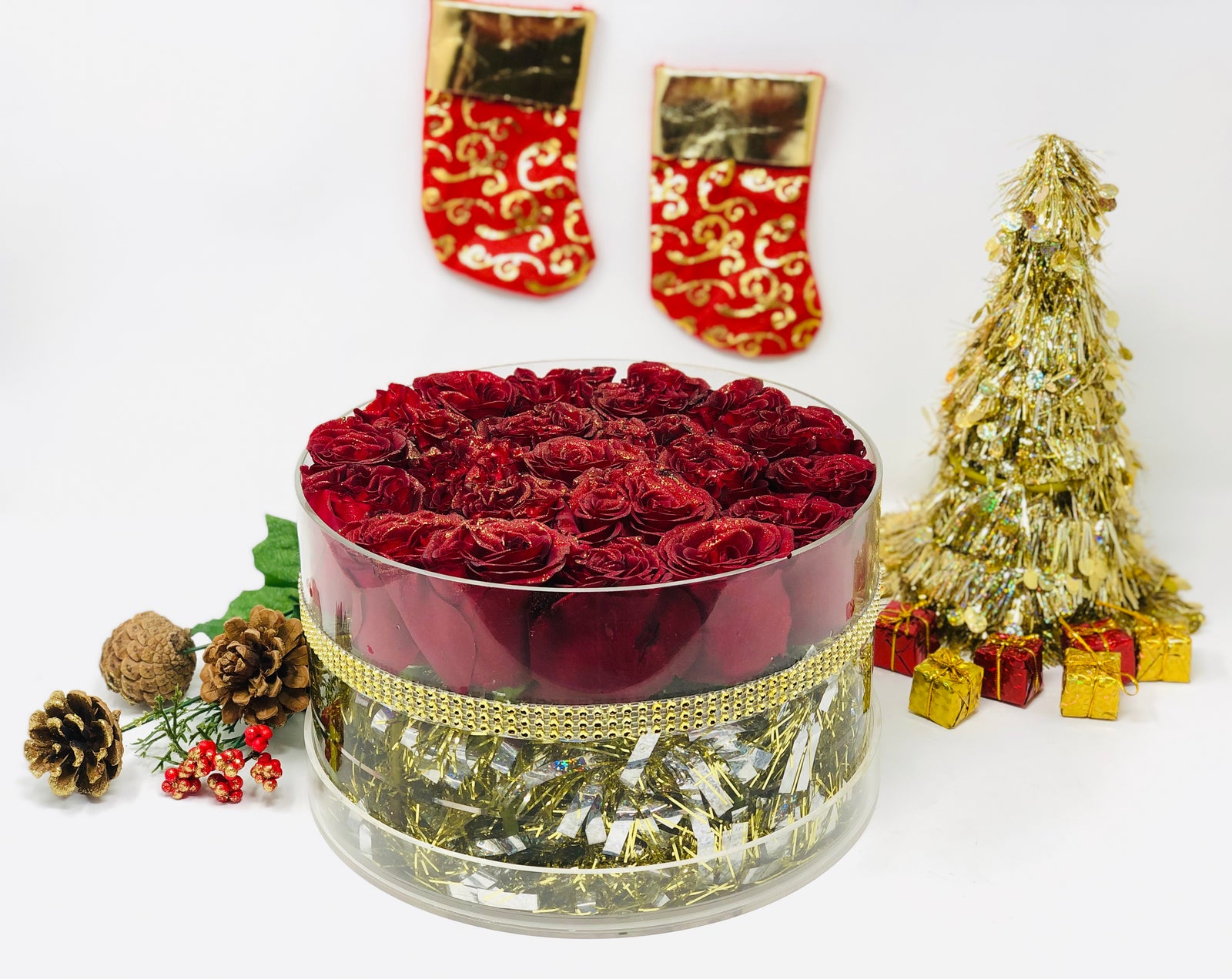 Christmas Holiday Modern Rose Box with Preserved Red Roses that last for years, long lasting roses