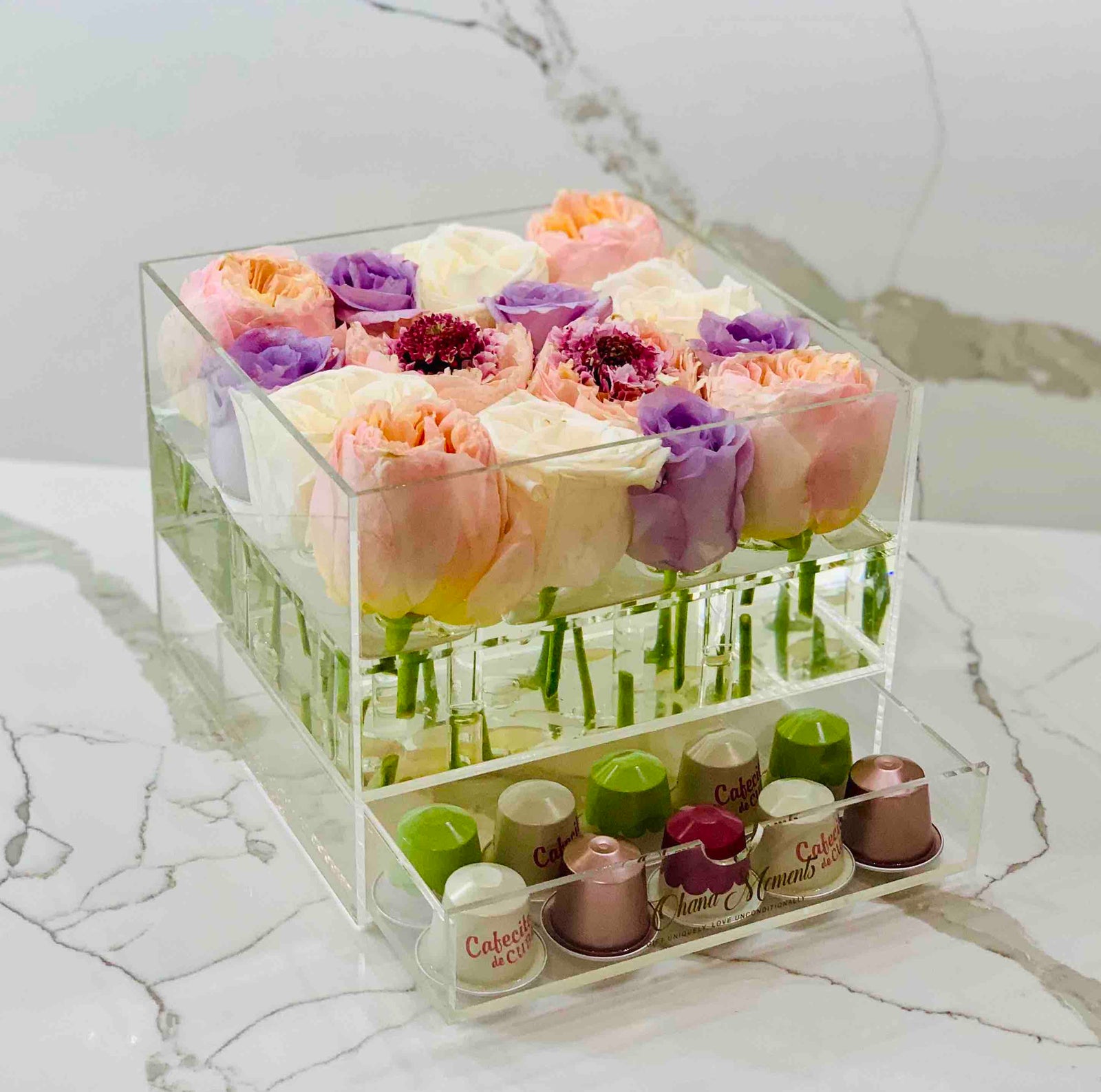 Modern rose box and jewelry box with preserved long lasting roses
